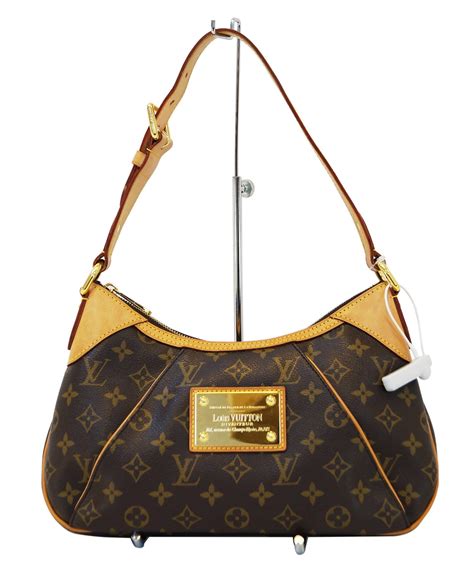 lv ahoulder bag